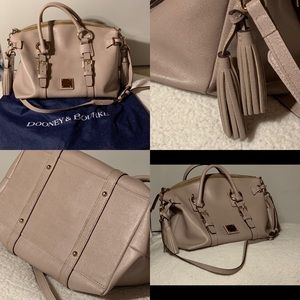 COPY - Dooney & Bourke Handbag. Oyster color,